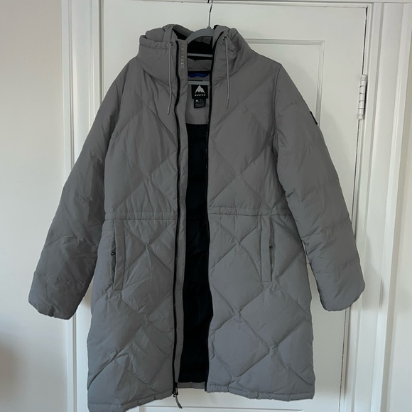 BURTON WOMEN'S CHESCOTT DOWN JACKET - Picture 1 of 10